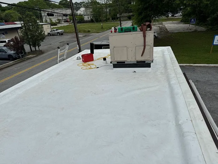 HILL TOP ROOFING & CONSTRUCTION Picture 8