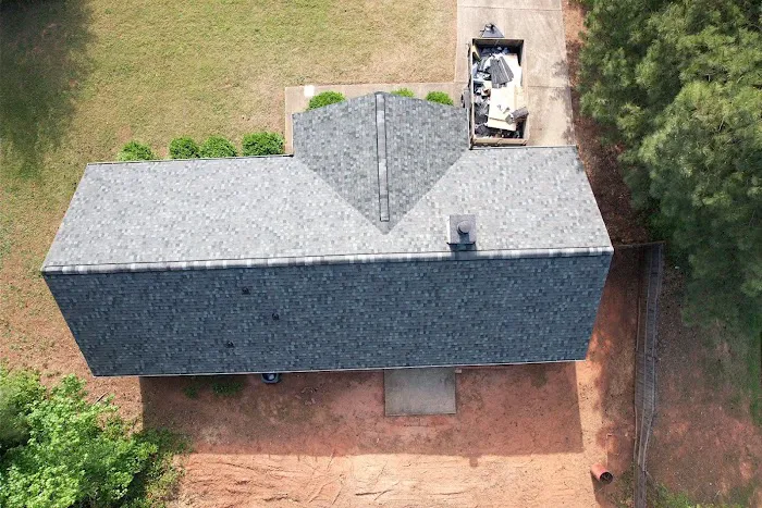 Stellar Roofing and Solar Picture 1