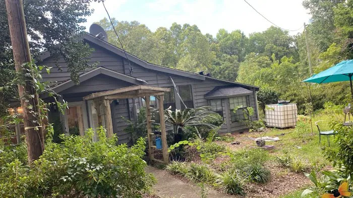 Marios Roofing & Tree Services Picture 3