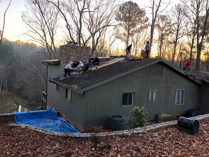 Roofers of Loganville Picture 1
