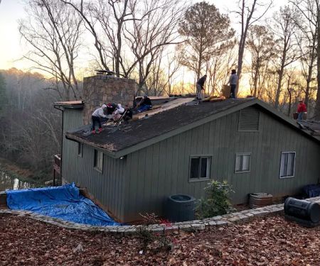 Roofers of Loganville