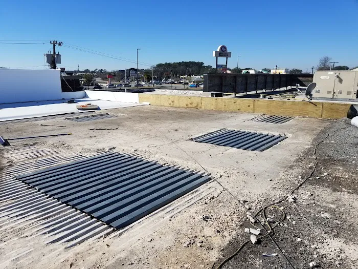 Huox Roofing LLC Picture 6