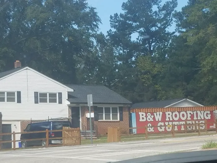 B & W Roofing and Gutters Picture 1