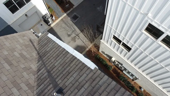 B & W Roofing and Gutters Picture 8