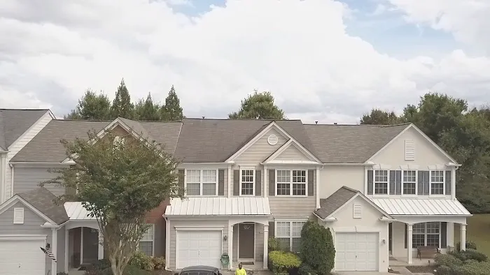 AMC Roofing & Construction Inc Picture 2