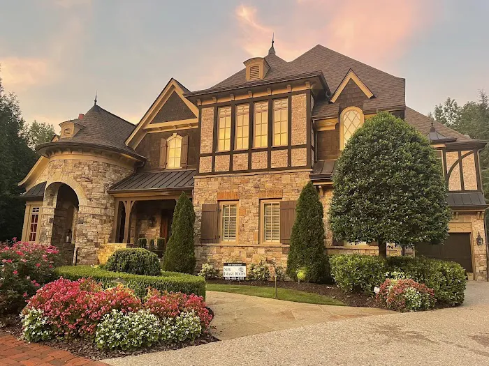 New Image Roofs & Painting Picture 4