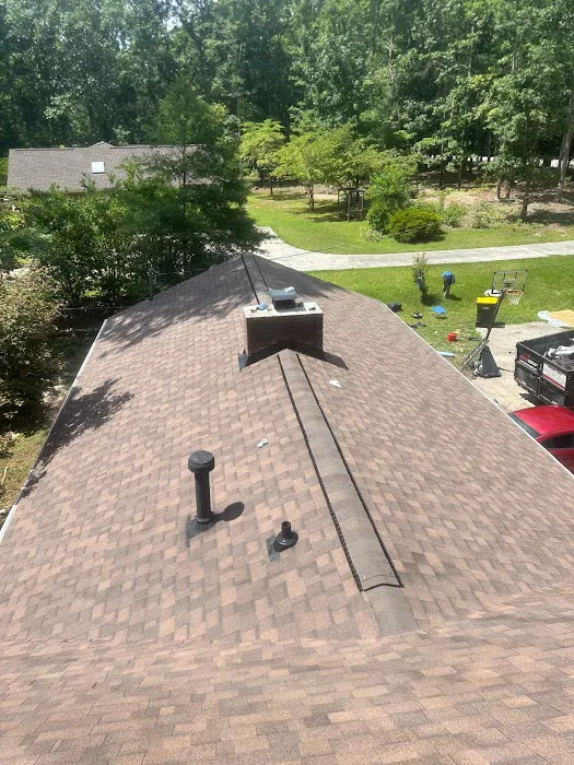 EWILLINSURE Roofing and Exteriors Picture 2