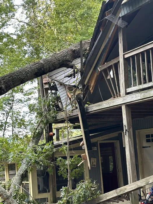 Breakwater Roofing & Restoration, Inc. Picture 4