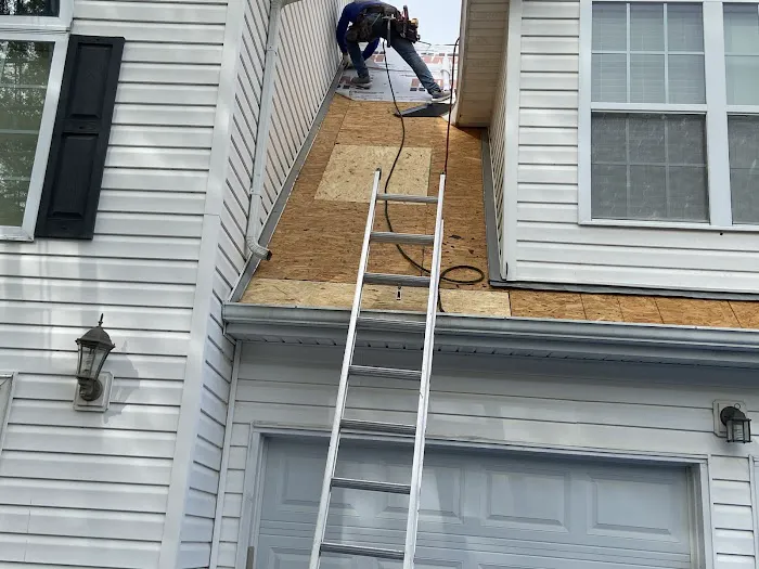 R M Roofing Group inc Picture 8