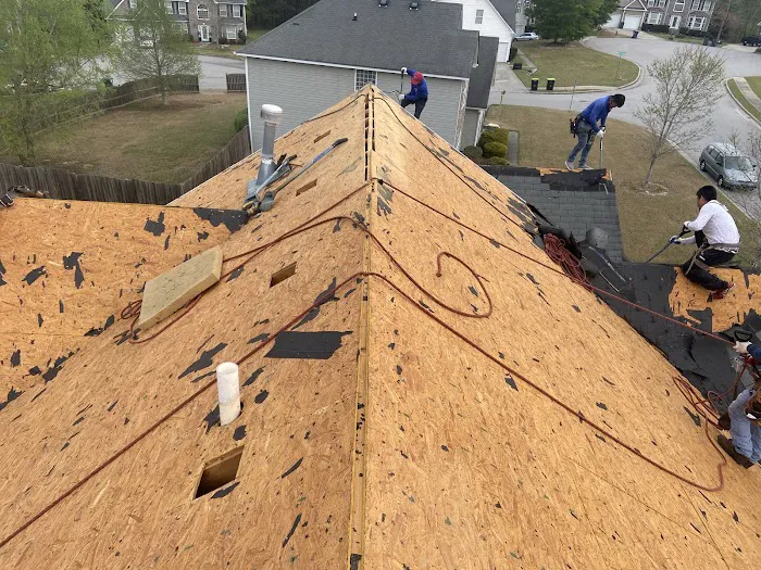 R M Roofing Group inc Picture 9