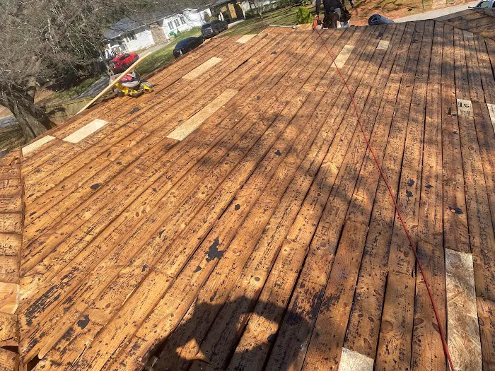 R M Roofing Group inc Picture 10