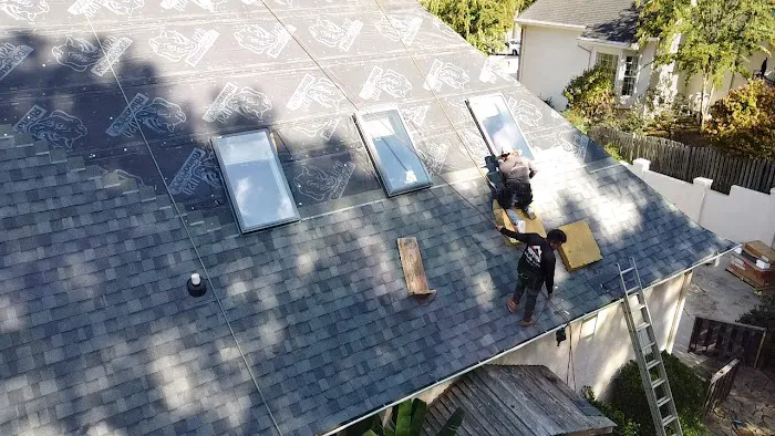 Venture Roofing & Exteriors Picture 3