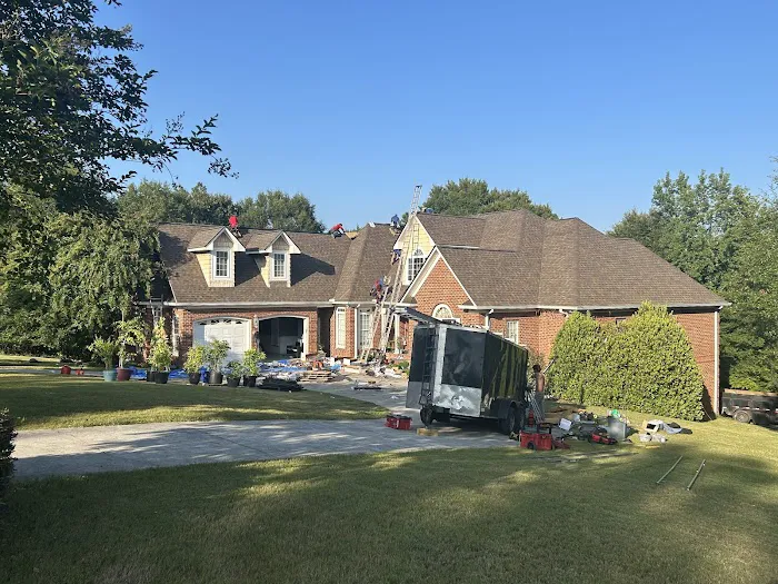 M&A Roofing - Roofing Contractor Picture 2