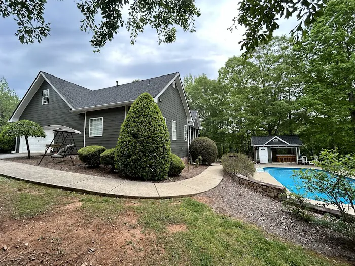 Washington Roofing & Construction LLC Picture 2