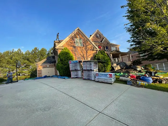 Golden Roofing and Construction Picture 2