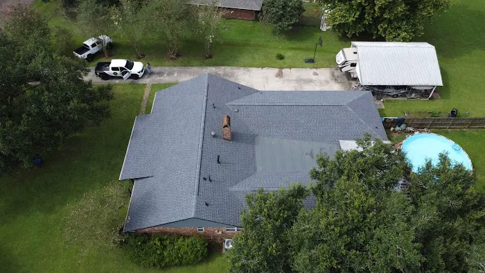 Golden Roofing and Construction Picture 3