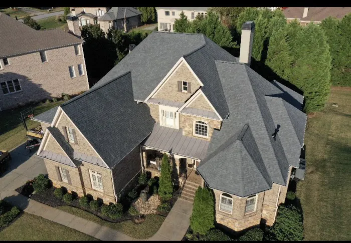 BBAV ROOFING LLC Picture 7