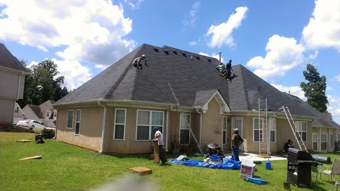 Service PRO'S Roofing and Gutters Picture 9