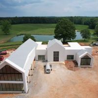 H & R Roofing and Construction ico