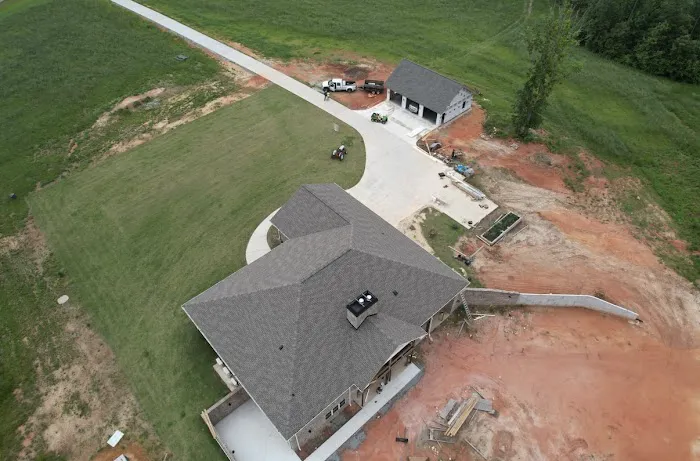 H & R Roofing and Construction Picture 8