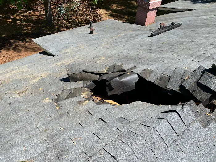 Legacy Roofing and Restoration Picture 1