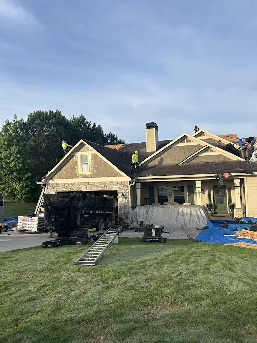 Top Guard Exteriors LLC Picture 3