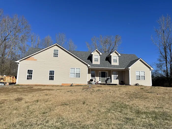 Straight Line Roofing, LLC Picture 2