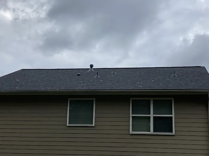 Straight Line Roofing, LLC Picture 4