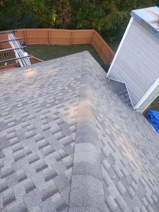 SHINGLE BROTHERS ROOFING AND RENOVATIONS Picture 10