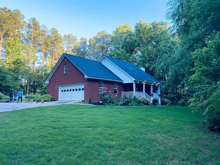 Hail or High Water Roofing and Restoration Picture 2