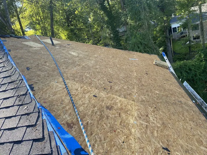 Fraser Roofing, LLC Picture 3