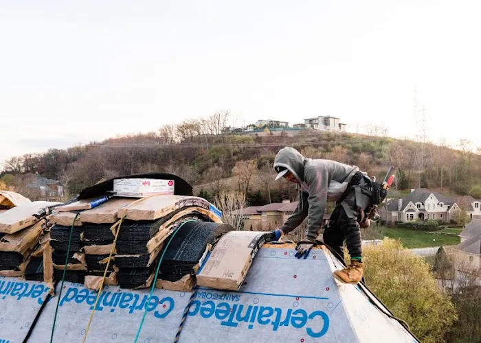 SeekOne Roofing Company Picture 3