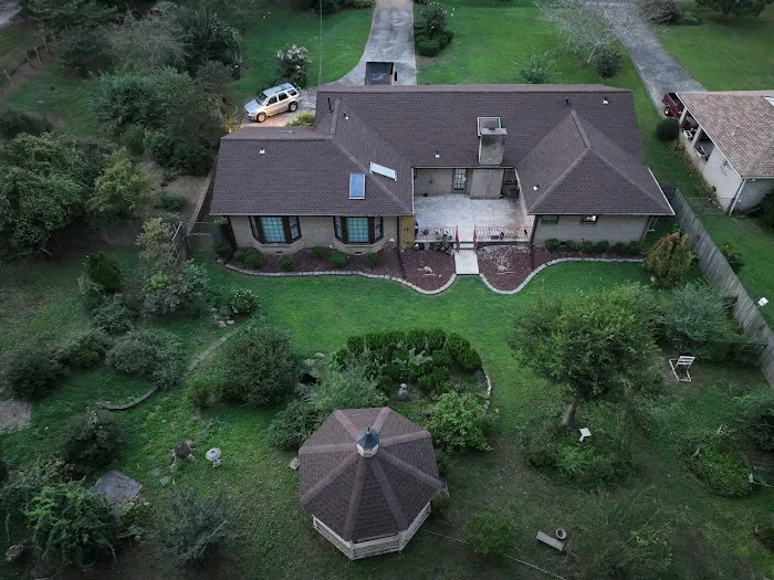 DOM Roofing & Restoration Picture 5