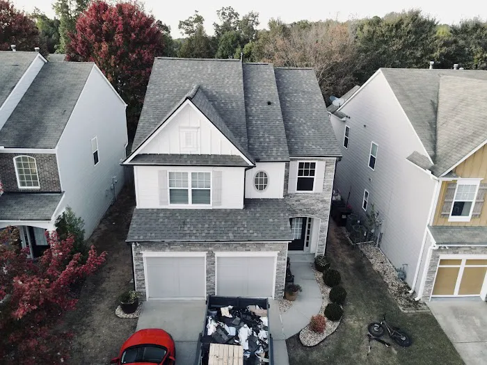 Atomic Roofing & Construction Picture 3