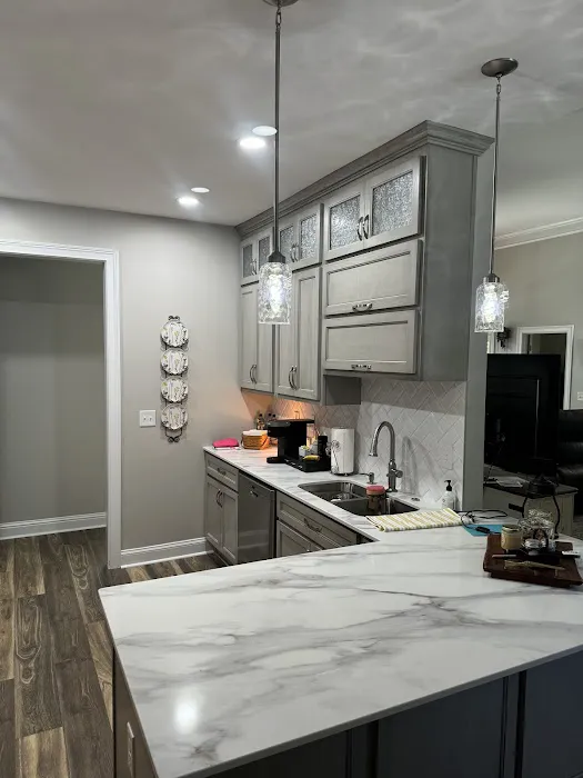 Red Top Roofing & Exteriors Picture 1