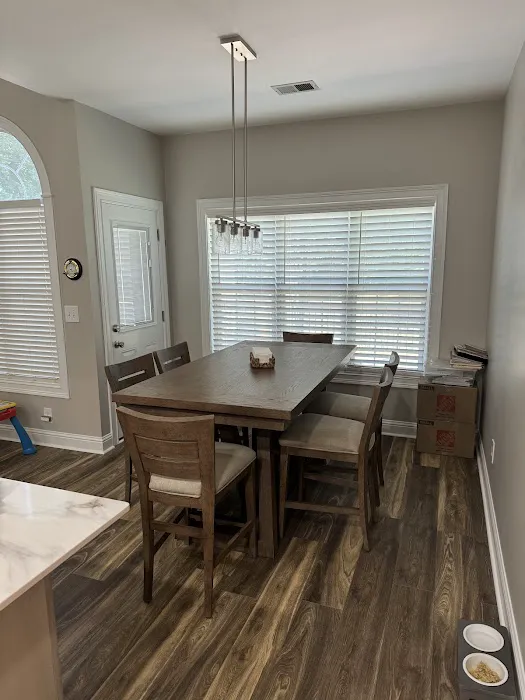 Red Top Roofing & Exteriors Picture 2