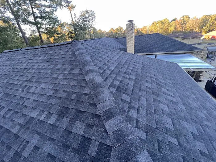 Right-Hand Roofing & Gutters Picture 4