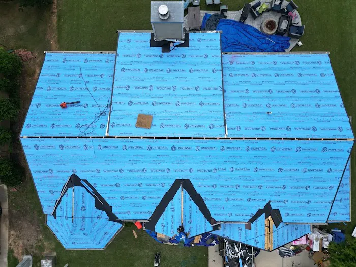 Universal Roofing & Construction, Inc Picture 1