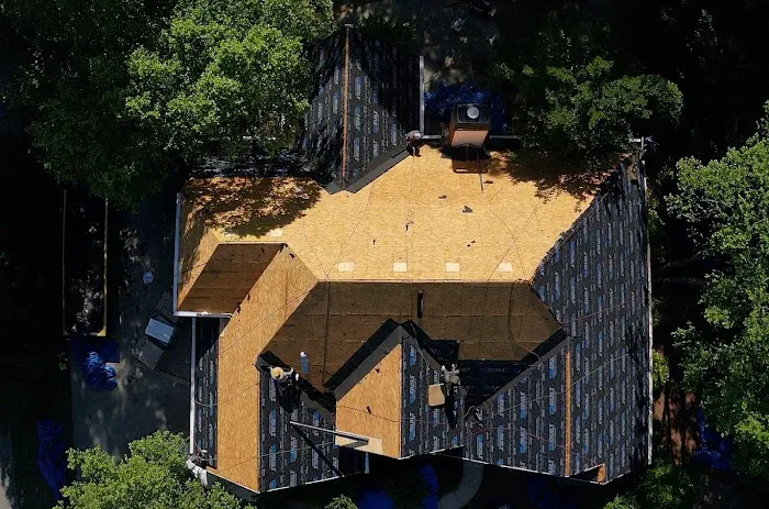 Bailey Roofing & Restoration Picture 7