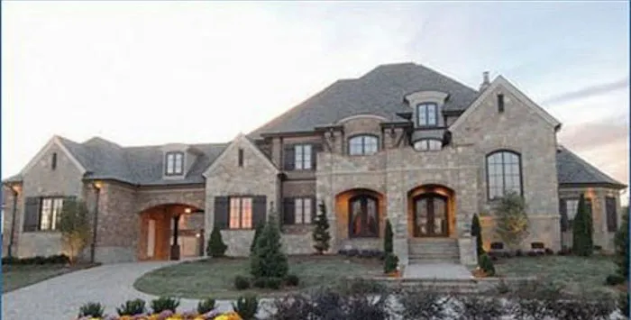 Platinum Roofing & Construction LLC Picture 3