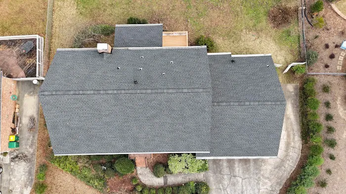 THOR ROOFING LLC Picture 7