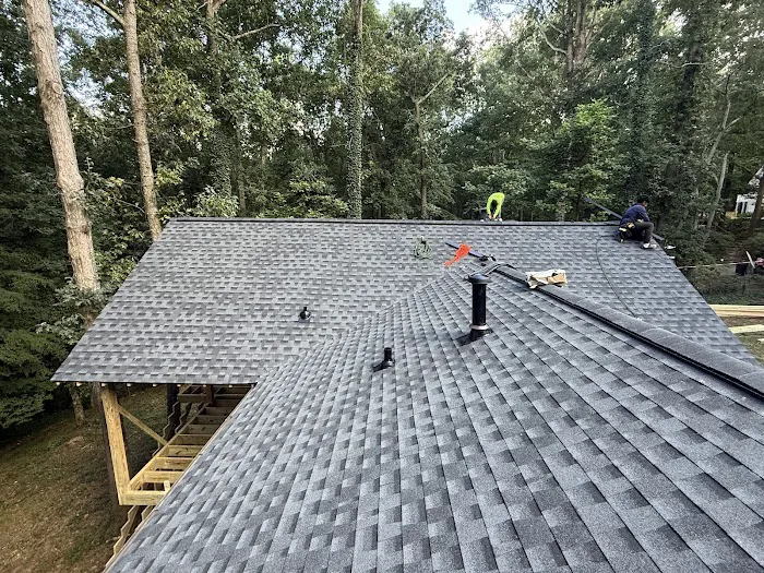 THOR ROOFING LLC Picture 3