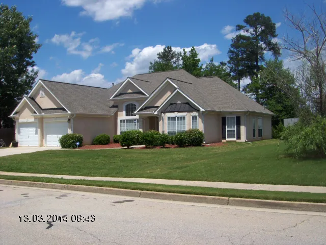 Four Seasons Roofing & Repair Inc. Picture 2