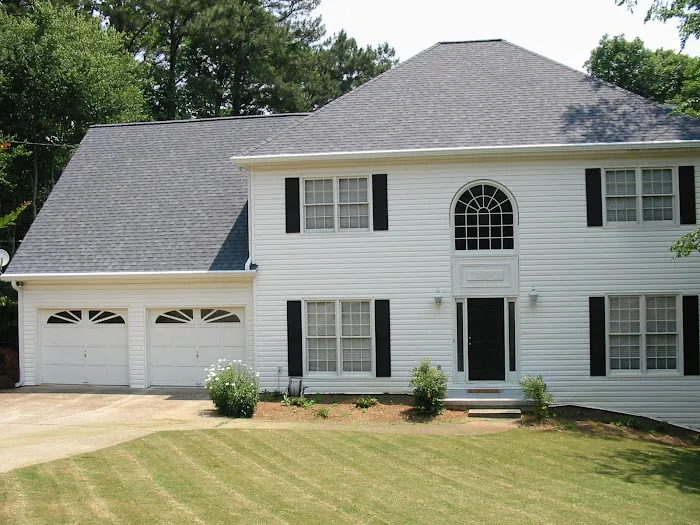 Four Seasons Roofing & Repair Inc. Picture 3