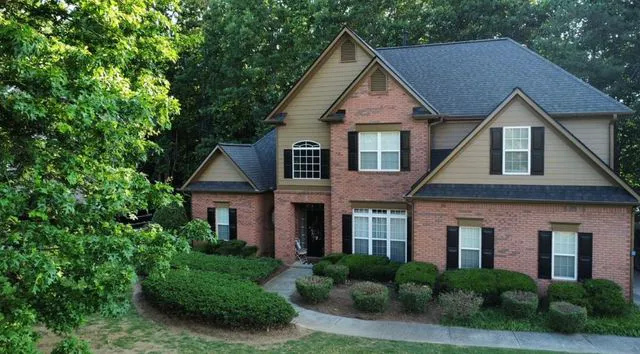 Premier Roofing & Construction Group Picture 2