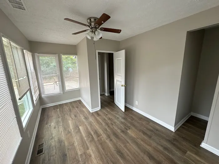 Infiniti Roofing & Remodeling, LLC Picture 3