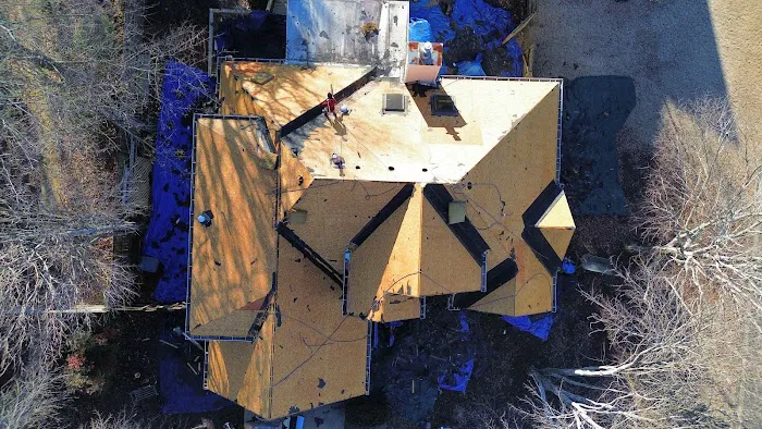 Mr. Roof and Restoration Picture 6