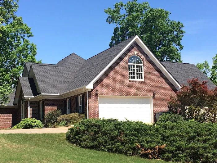 Guardian Roofers & Construction Picture 3