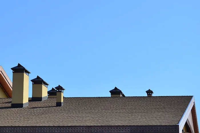 FOREVER Exteriors Picture 1