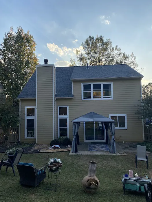 The Real Roofer Picture 1